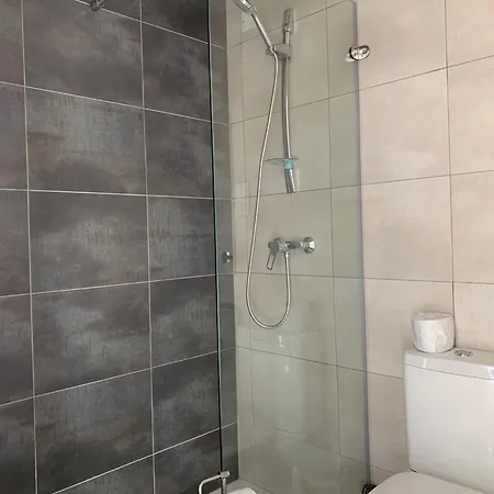 Island 4* Gzira