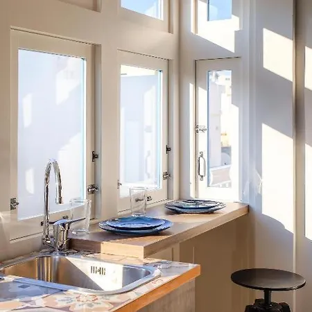 Island בית הארחה Gzira