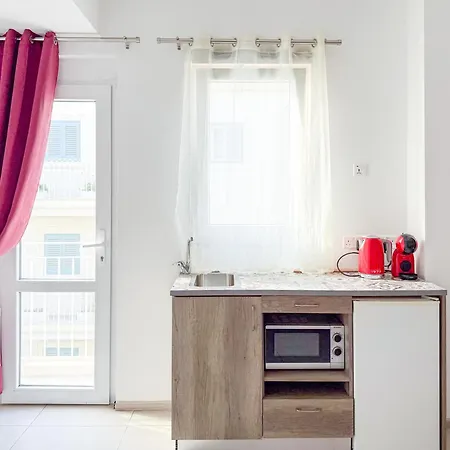 Island Πανσιόν