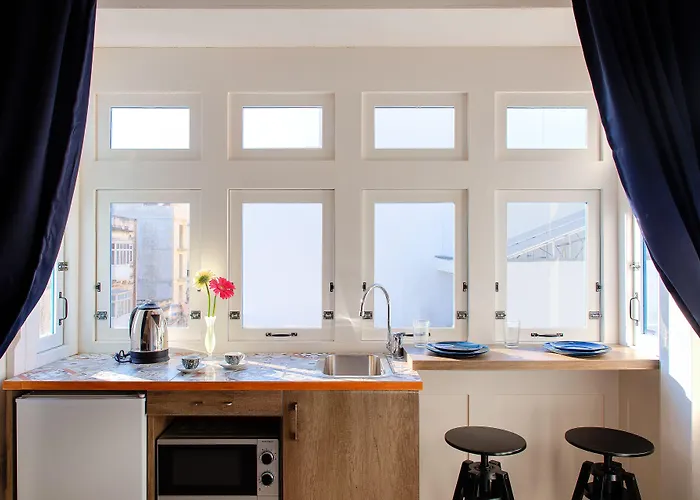 Πανσιόν Island 4*