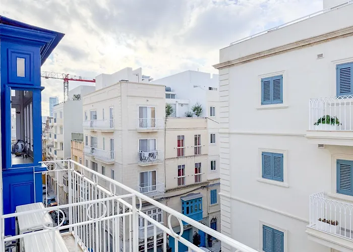 Πανσιόν Island 4*